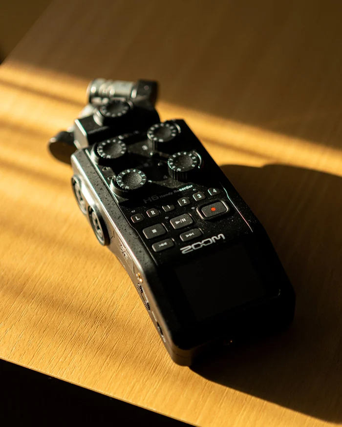 Enregistreur audio de terrain, source du son à synchroniser avec l’image